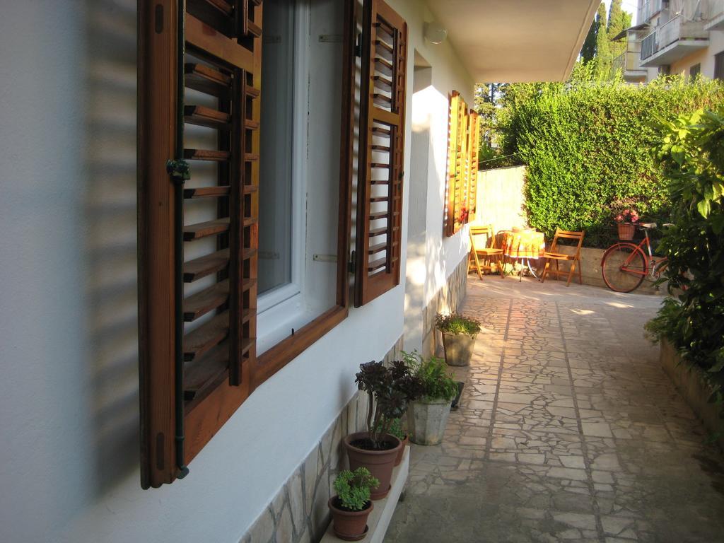 Apartment Bosiljak Jelsa  Zimmer foto
